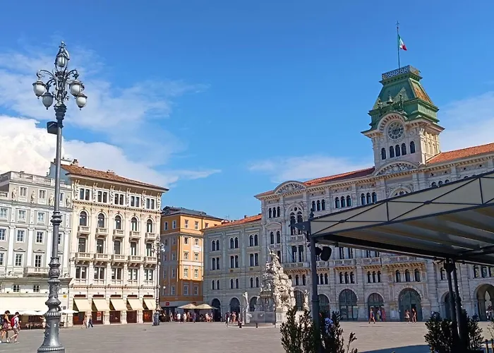 Casa Vacanze Trieste - Vista Piazza Unita